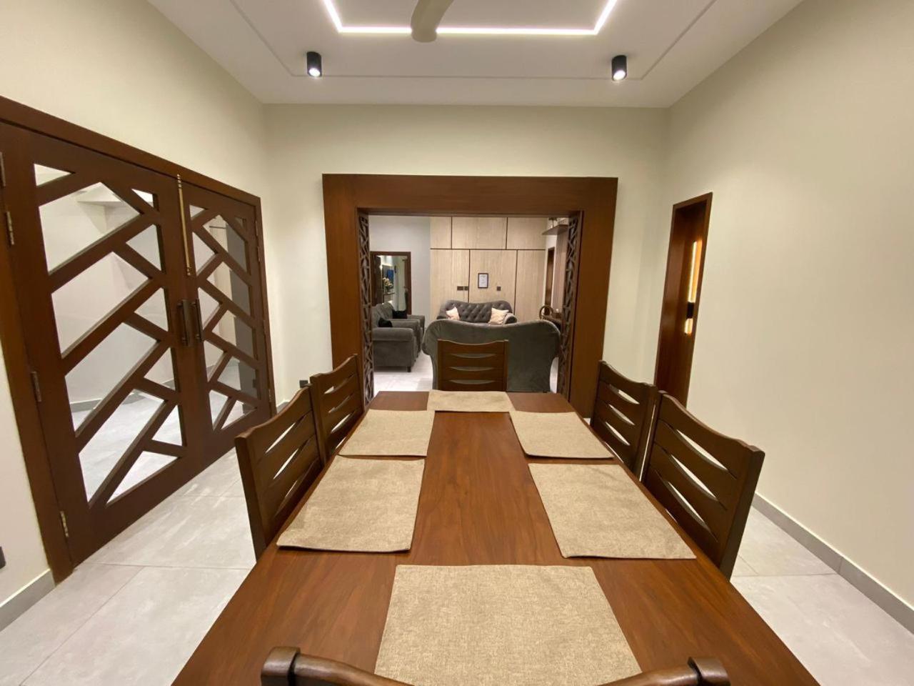 Firefly Retreat-Your Home Away From Home راوالبيندي المظهر الخارجي الصورة