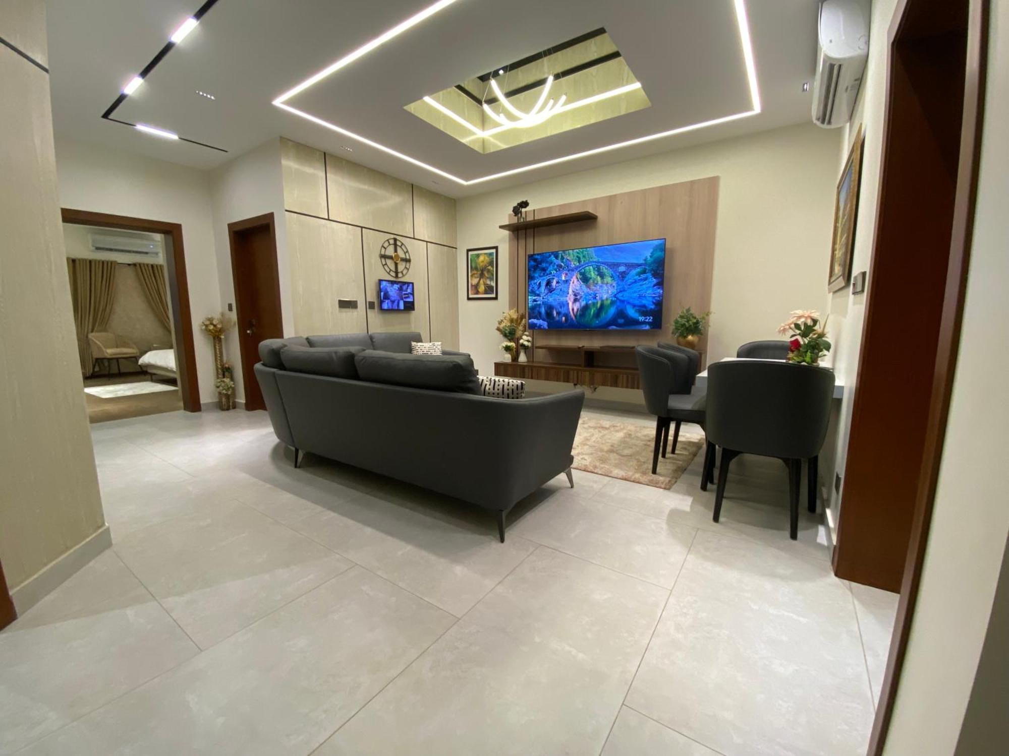 Firefly Retreat-Your Home Away From Home راوالبيندي المظهر الخارجي الصورة