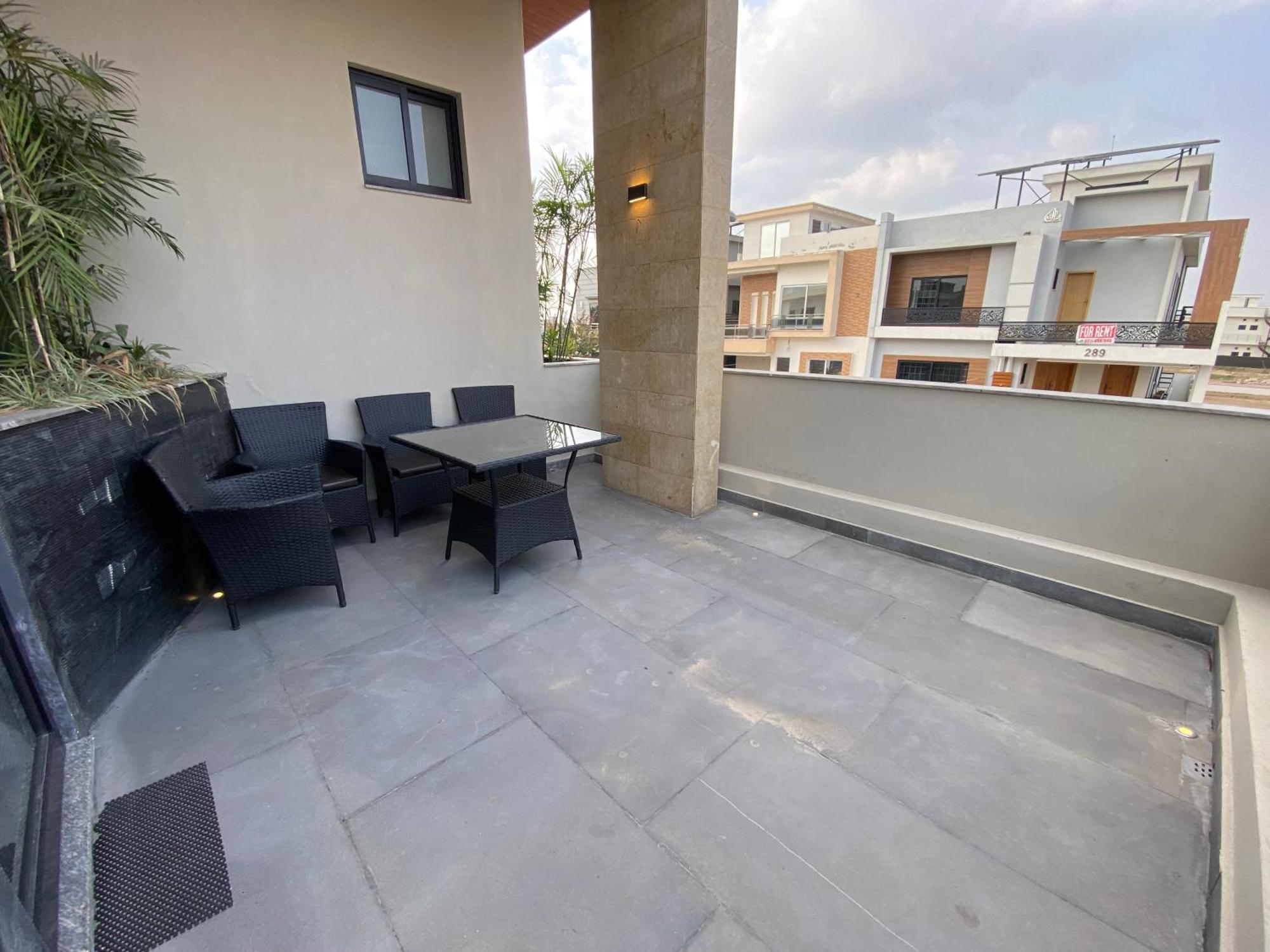Firefly Retreat-Your Home Away From Home راوالبيندي المظهر الخارجي الصورة