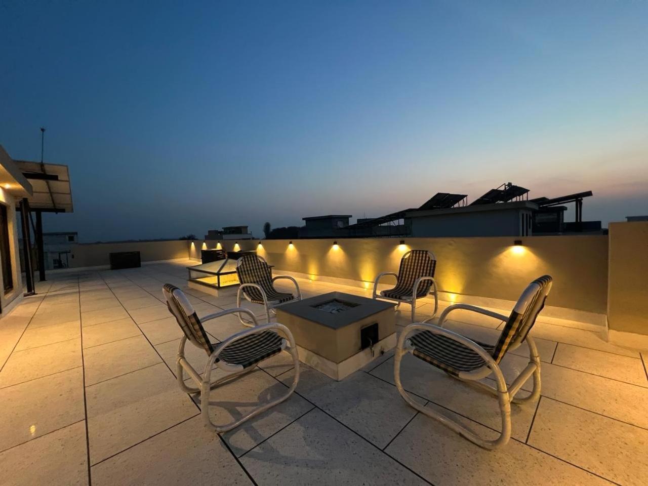 Firefly Retreat-Your Home Away From Home راوالبيندي المظهر الخارجي الصورة